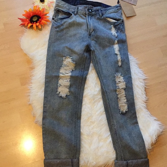 🌺RARE distressed jeans🌺 - Picture 2 of 8